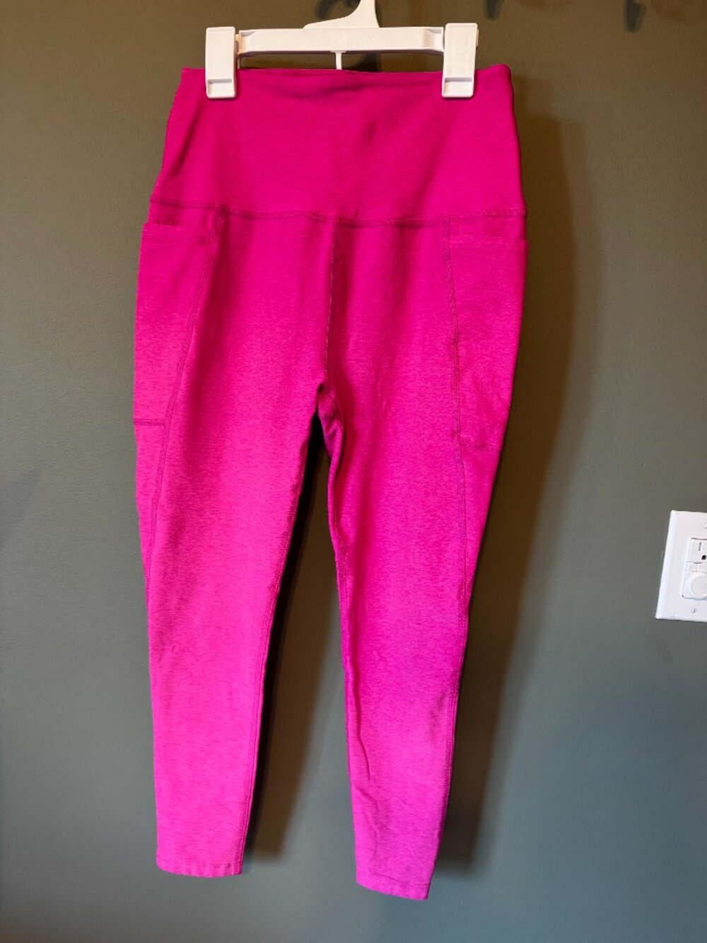 Beyond Yoga Pink High-Waisted Leggings – Size Large